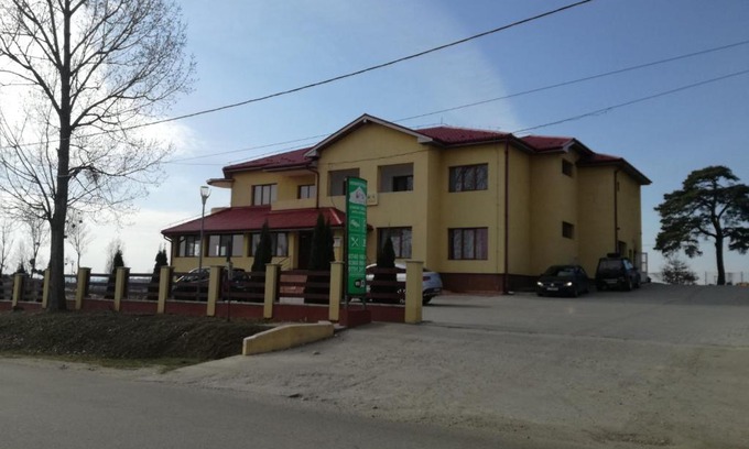 Criseni Haus | Cabana de la Trei Brazi