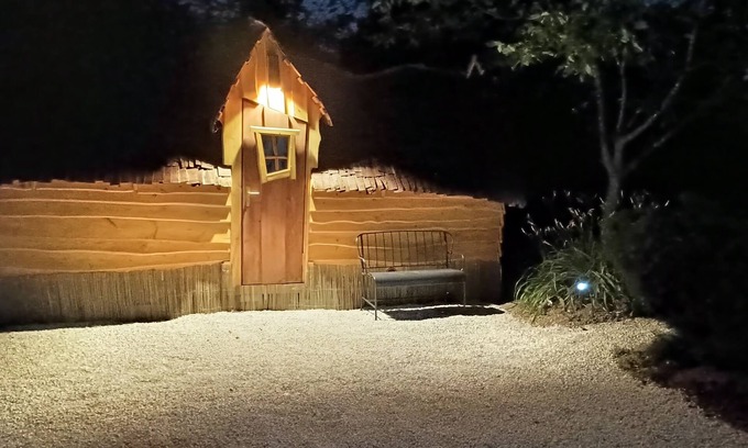 Servignat Kabine | Cabane Enchantée Type Mobil-home au Cœur de la Nature Bressane