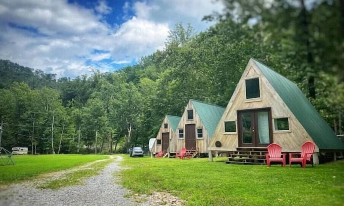Northern Kabine | Cabin #1 Bela - Custom Built Aframe - Kid and Pet friendly