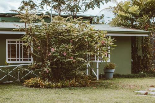 Turrialba Wohnung | Cabin at Los Titos Coffee Farm