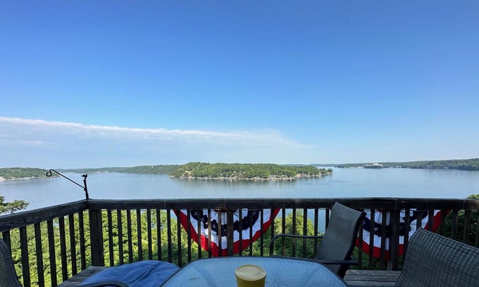 Osage Beach Kabine | Cabin No. 5 @ The Old Swiss Village - Lake View!