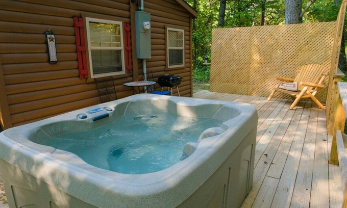 Logan Kabine | Cabins In Hocking - Junebug