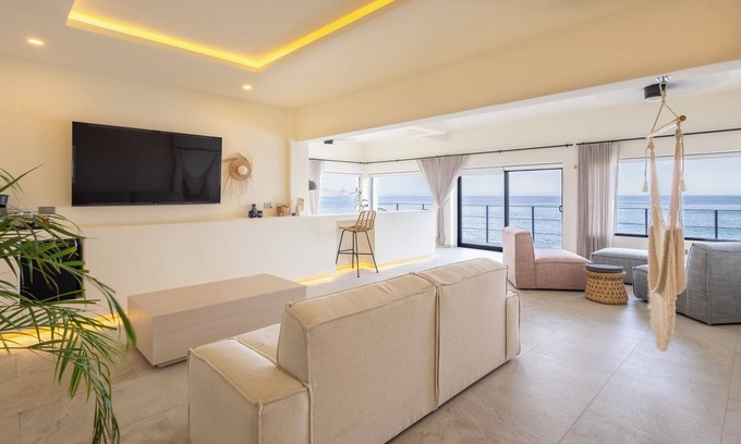 San Jose del Cabo Hotel | Cabo Break Deluxe Suite with ocean view