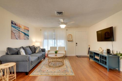 Clearwater Haus | Calming Getaway 9 Mi to Clearwater Beach!