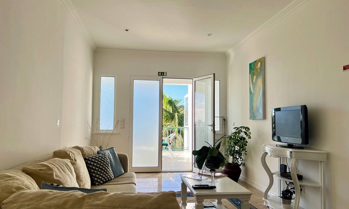Caloura Wohnung | Caloura Lotus Accommodation