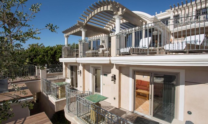 Laguna Beach Villa | Calypso