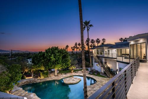 Copeland Hill Haus | Camelback Mountain Mansion - Micro-resort, Views, Golf, Heated Pool, Game Room