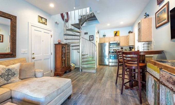 Historic Seaport Haus | Campbell Suite in Key West