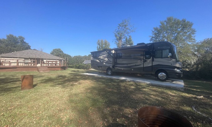 Grambling Haus | Camping in Grambling-Walking Distance to Campus