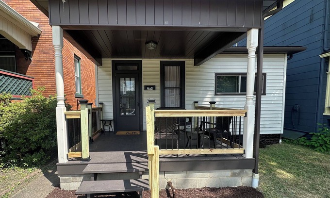 Racine Haus | Campus Cove on College Hill
