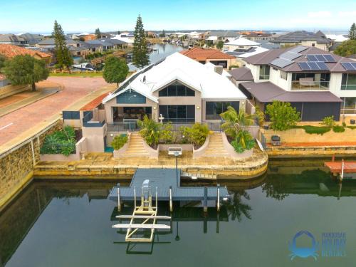 Wannanup Haus | Canal Escape in Wannanup