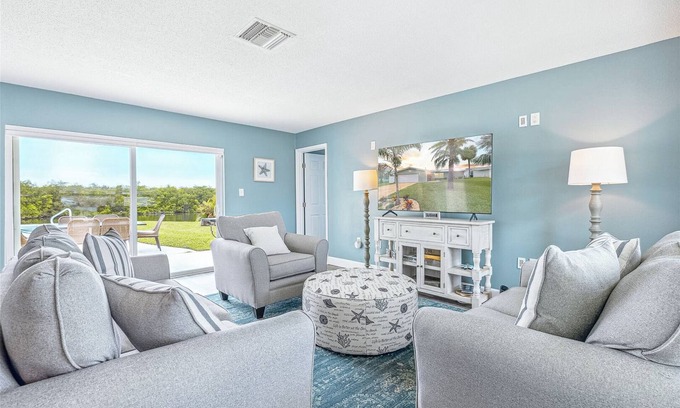 River Isles Haus | Canal-Front Retreat w/ Pool, Hot Tub & Kayaks to Nature Preserve! 🛶