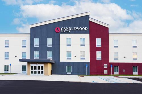 Dothan Hotel | Candlewood Suites Dothan by IHG