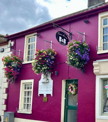 Drumshanbo Haus | Canice Mooney Self Catering Holiday Home