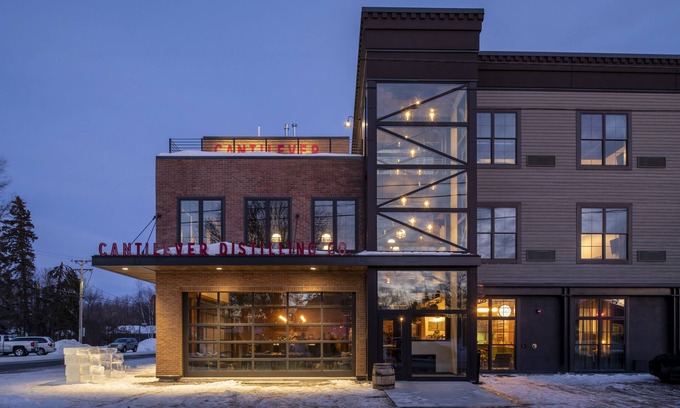 Ranier Hotel | Cantilever Hotel, Trademark Collection by Wyndham