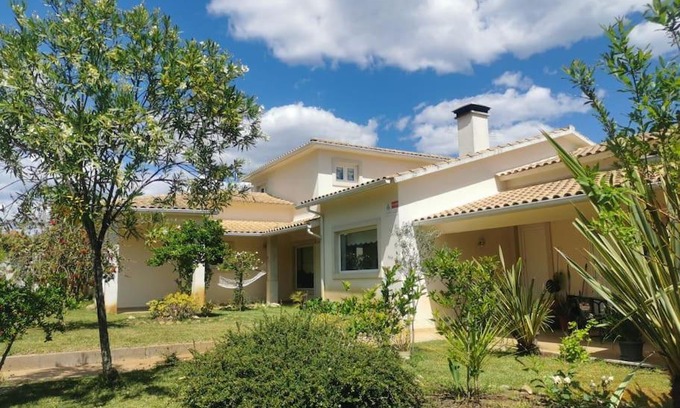 Serta Haus | Cantinho da Alice Family Villa