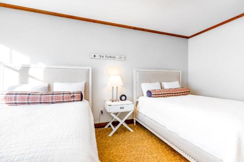 Park City Haus | Canyons Village Centric Studio 423 C - Two Queen