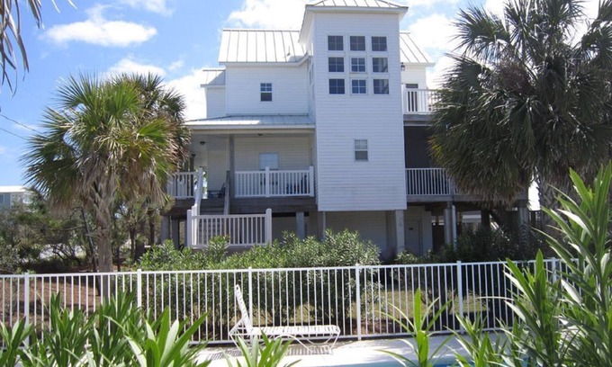 Cape San Blas Haus | Blick auf den Golf, Custom 2600sqft Home, 30 Schritte zum Strand, Pool, abgeschirmte Veranda