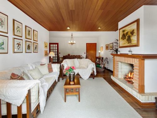 Vila Inglesa Wohnung | Capivari - Lareira - 3 Quartos - Cozinha - Aconchegante