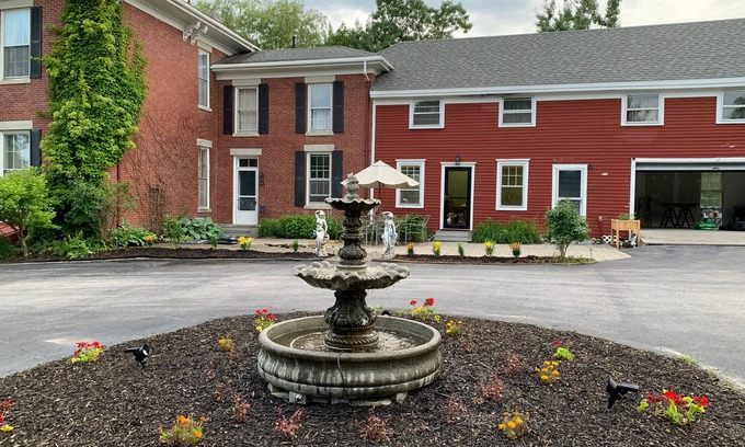 Searsport Bed & Breakfast | Captain Sweetser's Inn