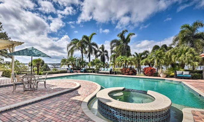 Daytona Beach Villa | Captivating Luxury Villa with Private Beach!