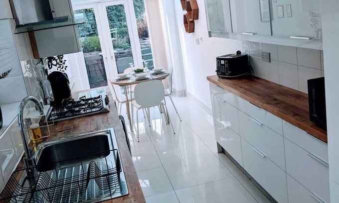 Pontcanna Haus | Cardiff 2 Bedroom Luxury House