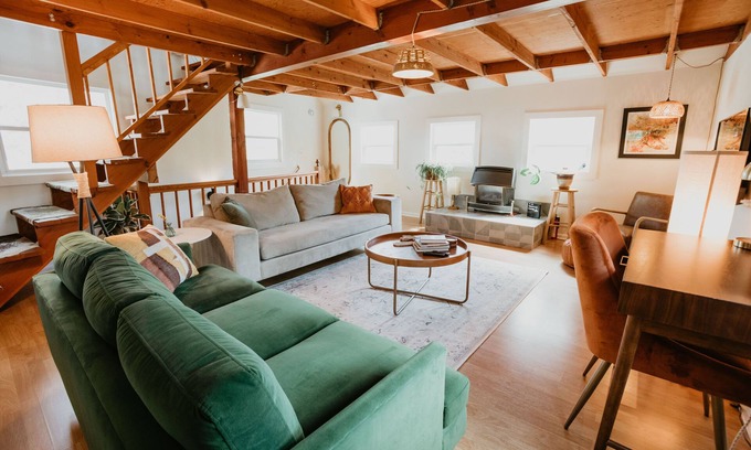 Nevada City Hotel | Carriage Haus in the heart of downtown Nevada City