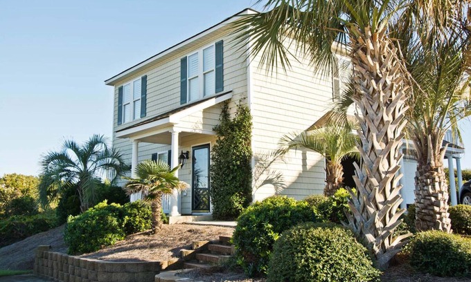 Salter Path Haus | Carriage House at Water's Edge, Oceanfront in Salter Path, NC!