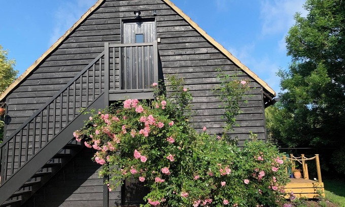 Long Melford Haus | Cart Lodge With Lovely Garden Views