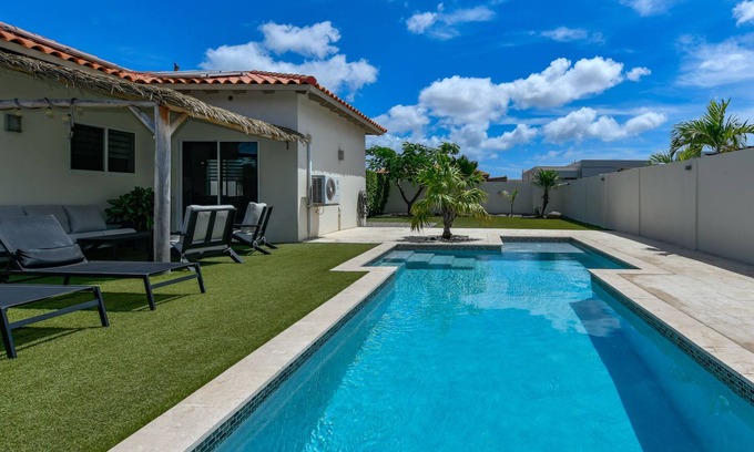 Washington Haus | Cas di Das, brandneues Haus mit großem privatem Pool, tolle Lage!
