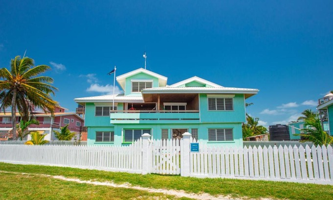 St. George's Caye Haus | Casa Al Mar, St. George's Caye - Belize