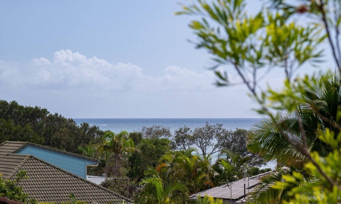 Emerald Beach Haus | Casa Azul - Emerald Beach