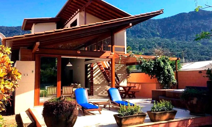 Guaeca Haus | Casa c Wi-Fi, jacuzzi e churrasqueira em Guaecá/SP