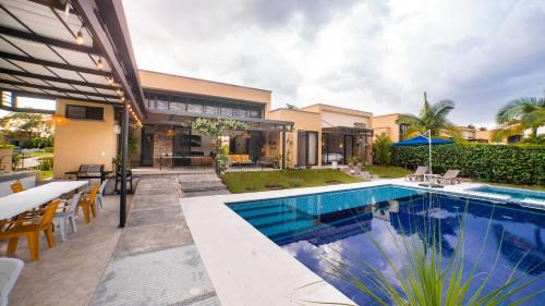 La Tebaida Villa | Casa Campestre La Tebaida Quindío