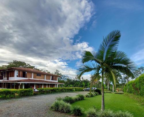Quimbaya Haus | Casa Campestre Sol Y Luna