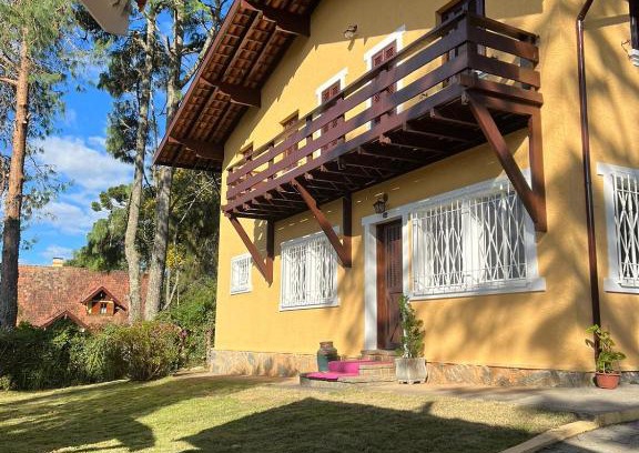 Campos do Jordao Haus | Casa centro do Capivari