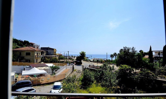 Montecorice Haus | Casa Cianda A, fully refundable with voucher*: A welcoming apartment situated at a short distance from the beach.