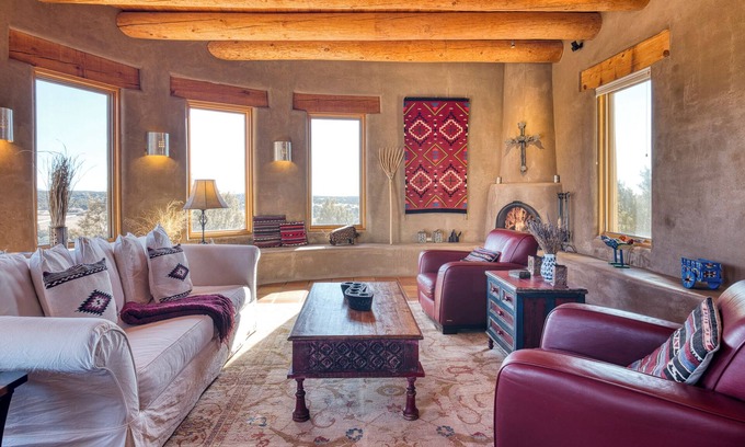 Santa Fe Haus | 1 Kingsize-Bett, 1 Doppelbett und 2 Einzelbetten (können in ein Kingsize-Bett umgewandelt werden)