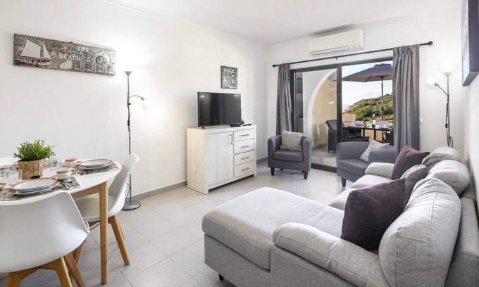 Vale de Centianes Wohnung | Casa Colina Sol 611 - Seaview apartment