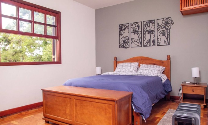 Loteamento Jardim Veu da Noiva Haus | Casa com banheira no centro de Campos do Jordão/SP