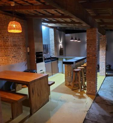 Nova Vicosa Haus | CASA COM PISCINA no CENTRO