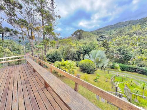 Mury Haus | Casa com vista para as montanhas