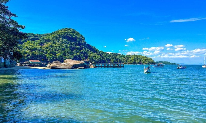 Mangaratiba Haus | Casa com Wi-Fi à beira-mar na Ilha de Itacuruçá/RJ