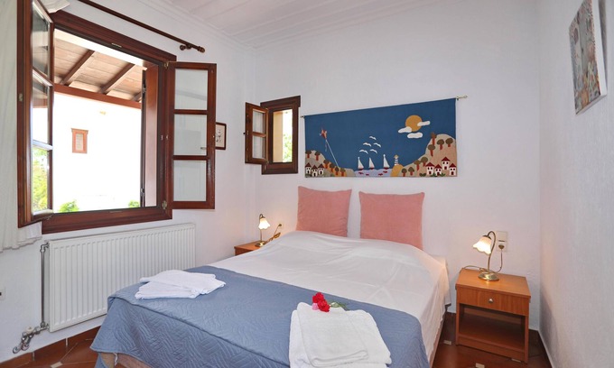 Porto Lagos Hütte | Casa d'Irene: Γαλήνιο, δροσερό häuschen μεσα στην καταπράσινη φύση της Σκοπέλο.