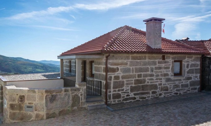 Cubalhao Hütte | Casa da Costa | Mountain House | At the gates of the National Park Peneda-Gerês