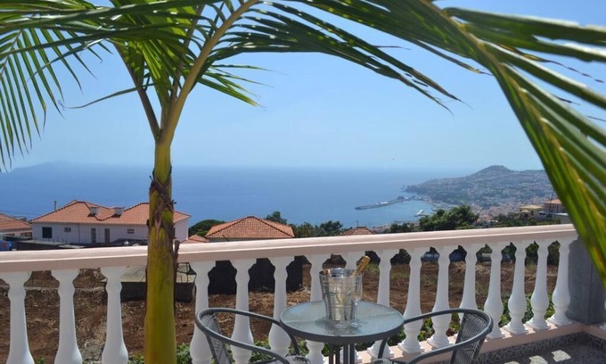 Sao Goncalo Haus | Casa da Paz - Fantastic view of Funchal Bay