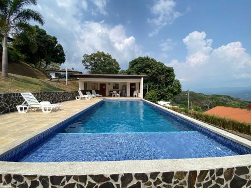 Escobal Haus | Casa Daniela, Relax and Enjoy!