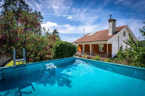 Fornelos Haus | Casa Das Fontes Ponte de Lima Jaccuzzi and Pool