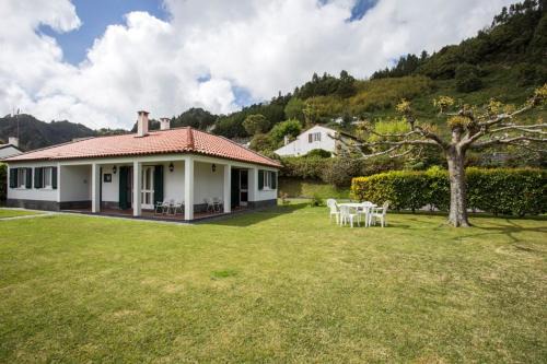 Furnas Haus | Casa das Pedras do Galego - Furnas