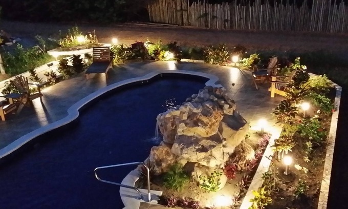 Surfside Haus | Casa de la Paz